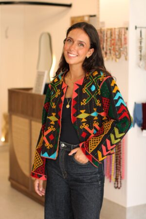 Chaqueta india bordada negra